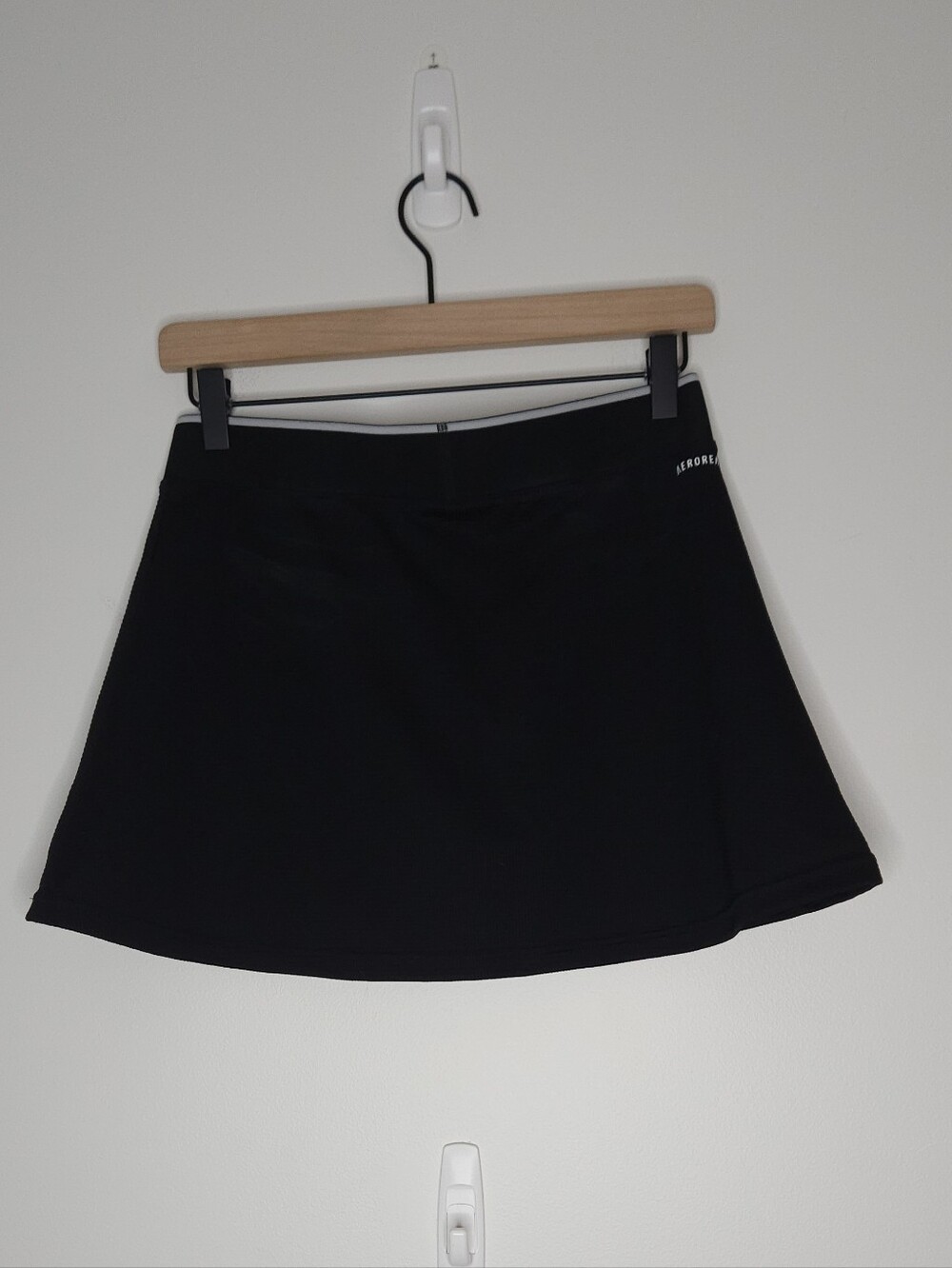 adidas Black Skater Tennis Skirt with White Trim - Picture 4 of 5